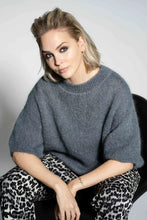 Afbeelding in Gallery-weergave laden, Pull Stacy - Grey
