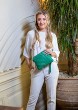 Afbeelding in Gallery-weergave laden, Bag Bardot padded - Green
